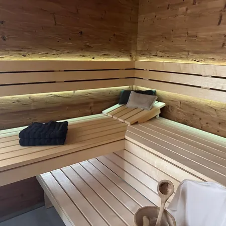 Secret Garden House - Pool & Sauna * Großenlüder