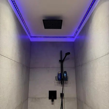 Secret Garden House - Pool & Sauna וילה Großenlüder