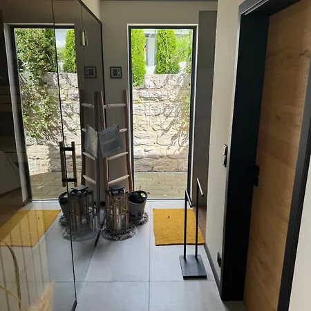 וילה Secret Garden House - Pool & Sauna *