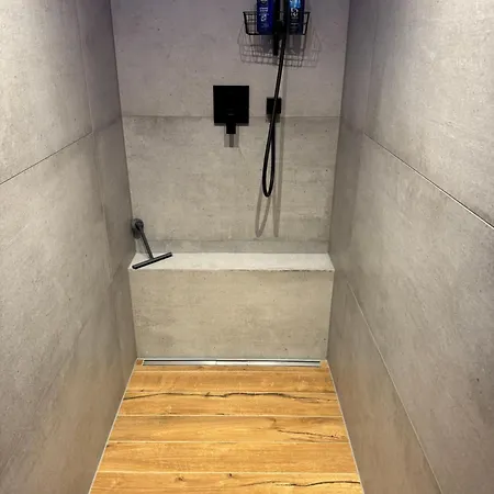 וילה Secret Garden House - Pool & Sauna